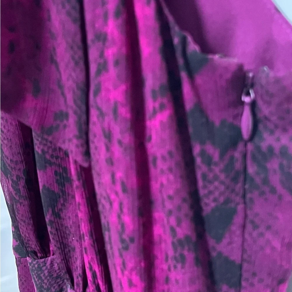 WHBM Fit & Flare Amethyst snake print Sleeveless halter Tie neck chiffon Dress - Picture 7 of 11